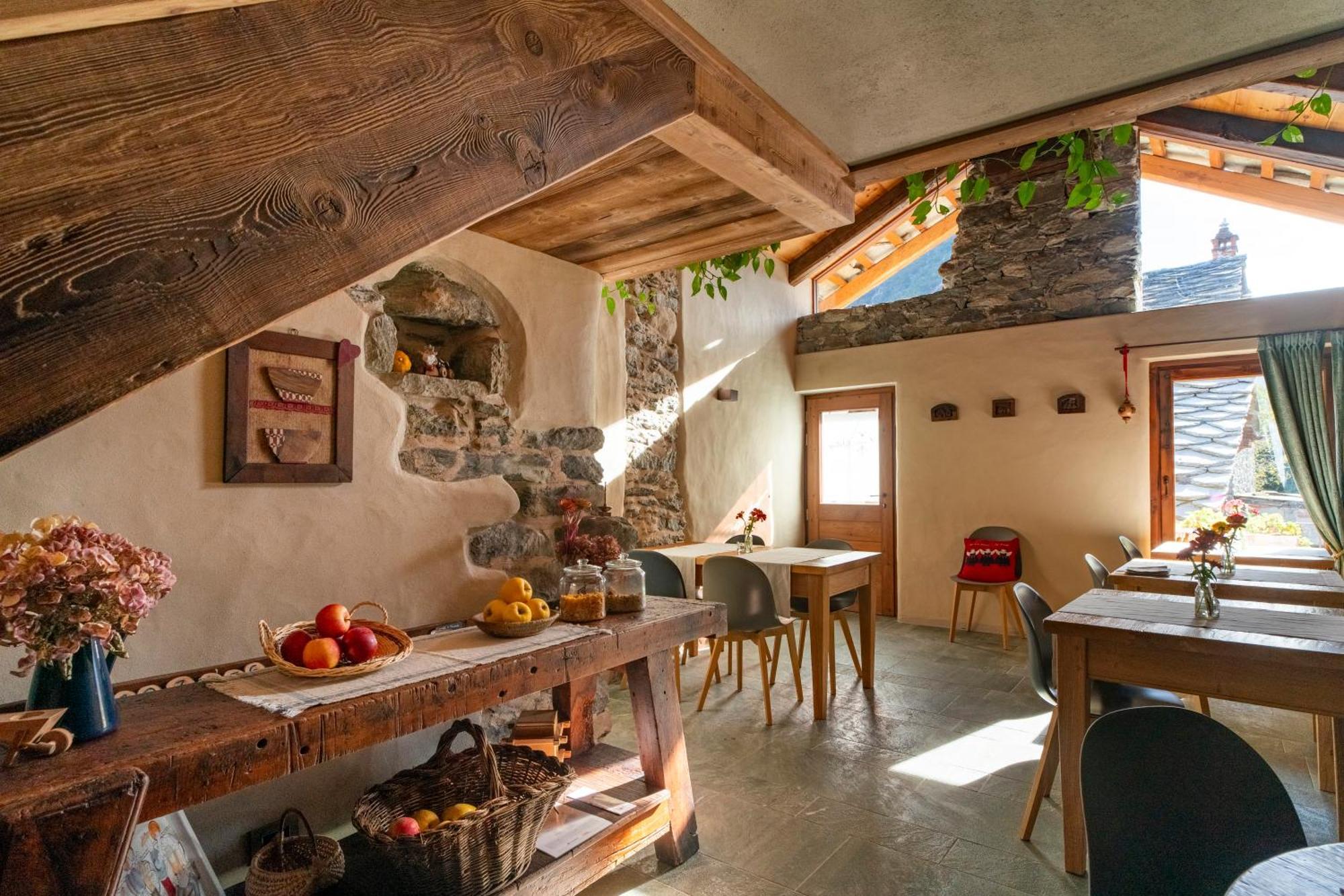 Au Coeur Du Village Chambres D'Hotes & Spa Arnad Εξωτερικό φωτογραφία