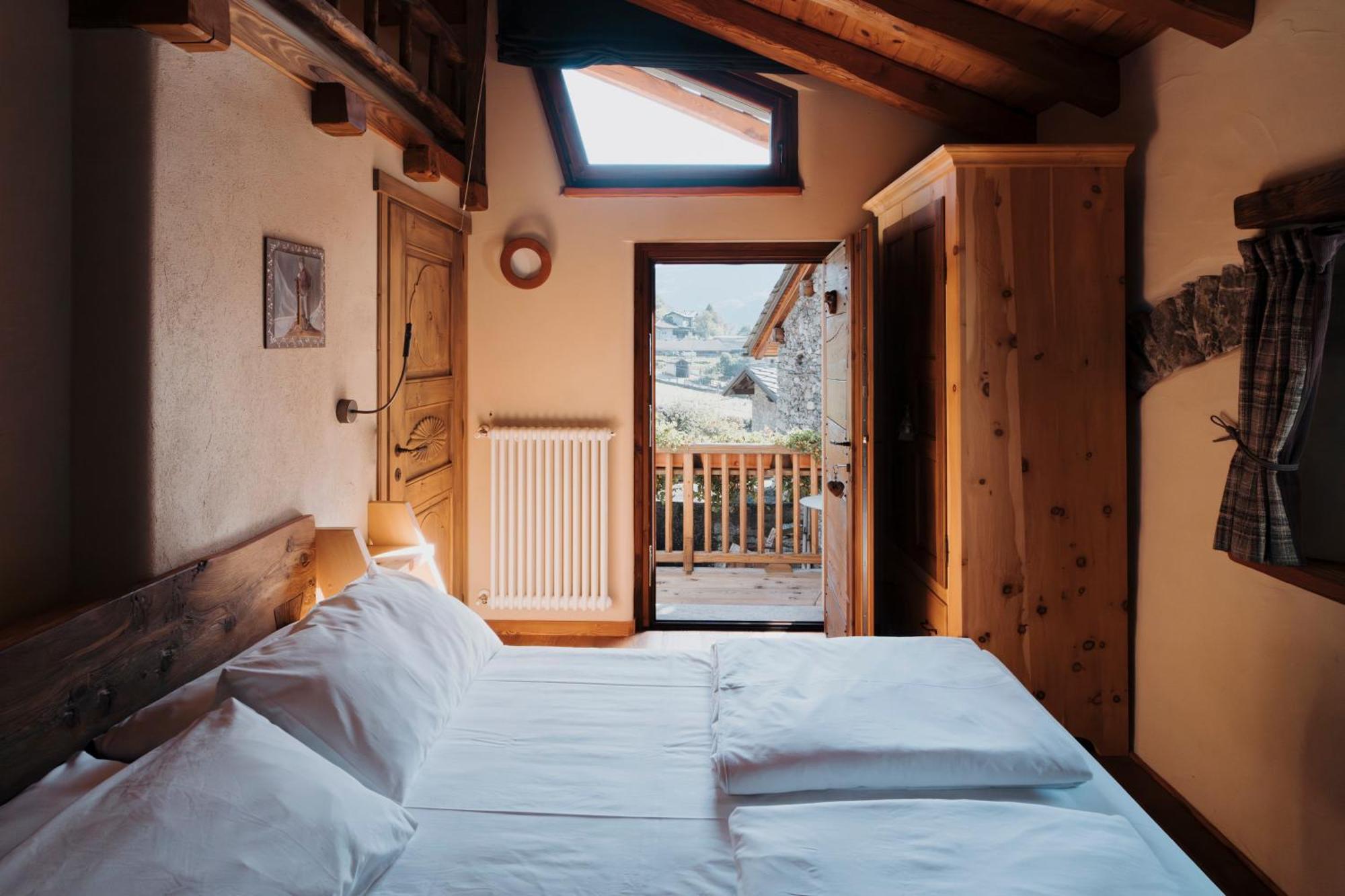Au Coeur Du Village Chambres D'Hotes & Spa Arnad Εξωτερικό φωτογραφία