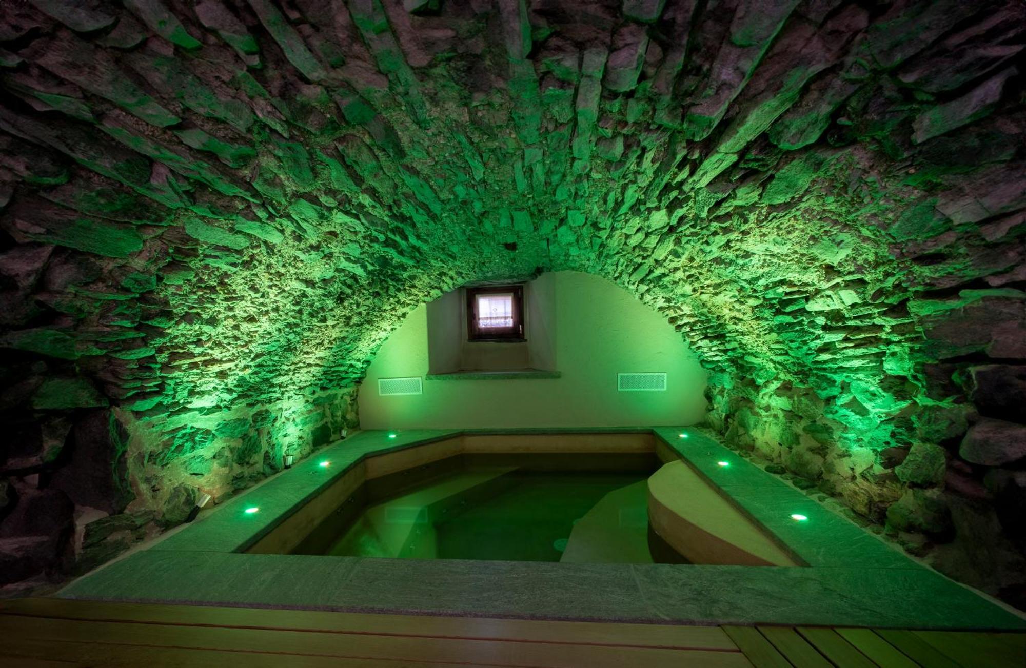 Au Coeur Du Village Chambres D'Hotes & Spa Arnad Εξωτερικό φωτογραφία